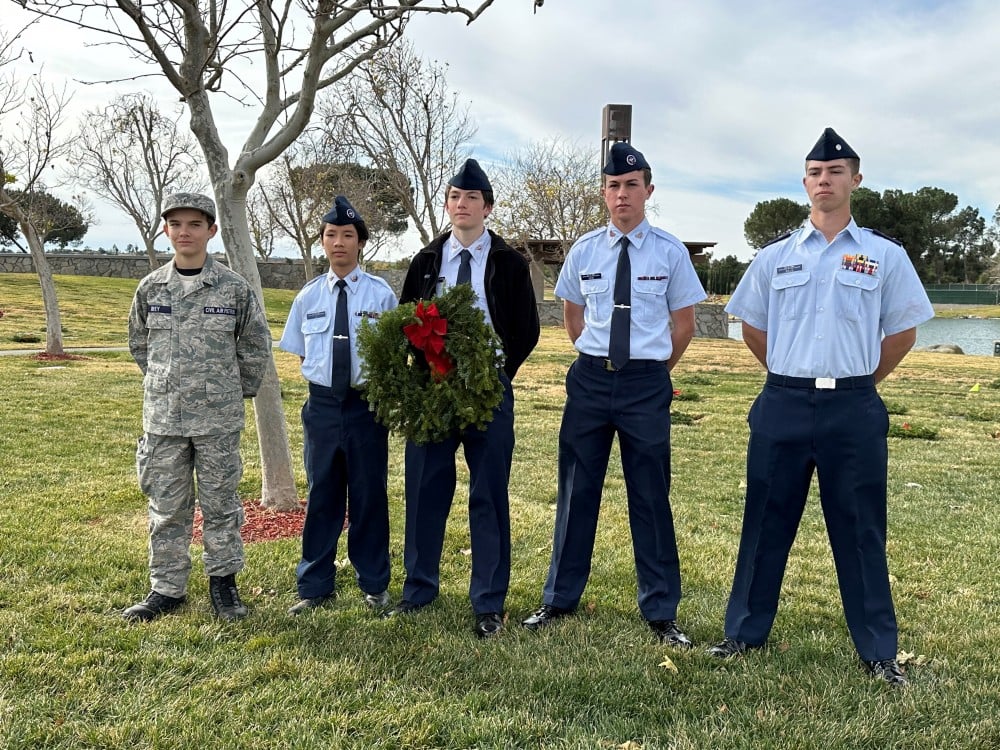 BTS sponsoring wreaths with Wreaths Across America